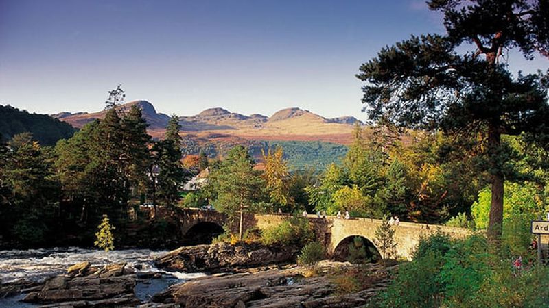 Excursion aux Highlands depuis Édimbourg avec Queen’s View, le monument William Wallace et les Kelpies