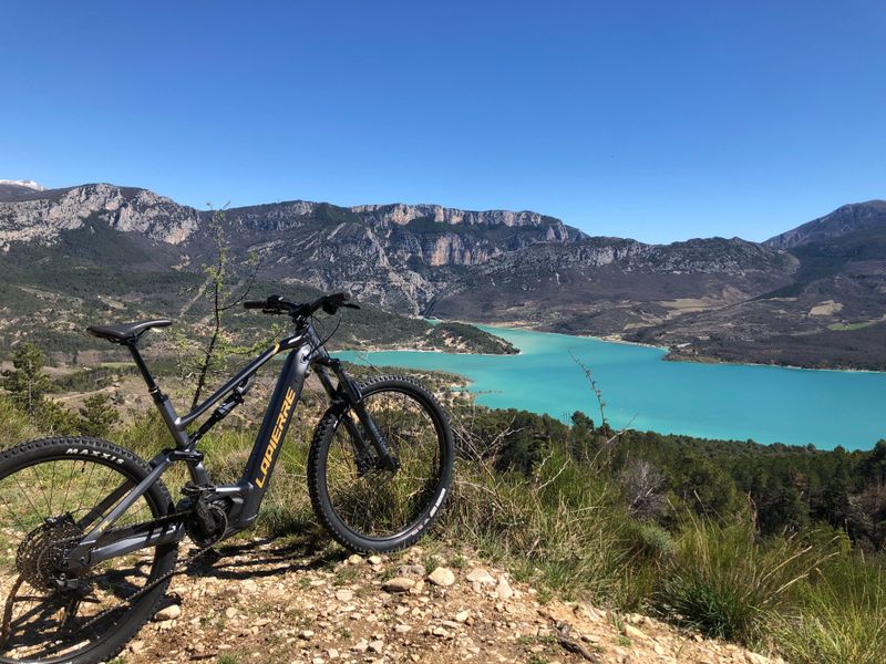 Billet Location de vélos chez Moustiers Bike Services
