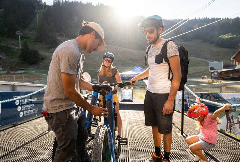 Location de vélos chez Méribel Alpina Outdoor