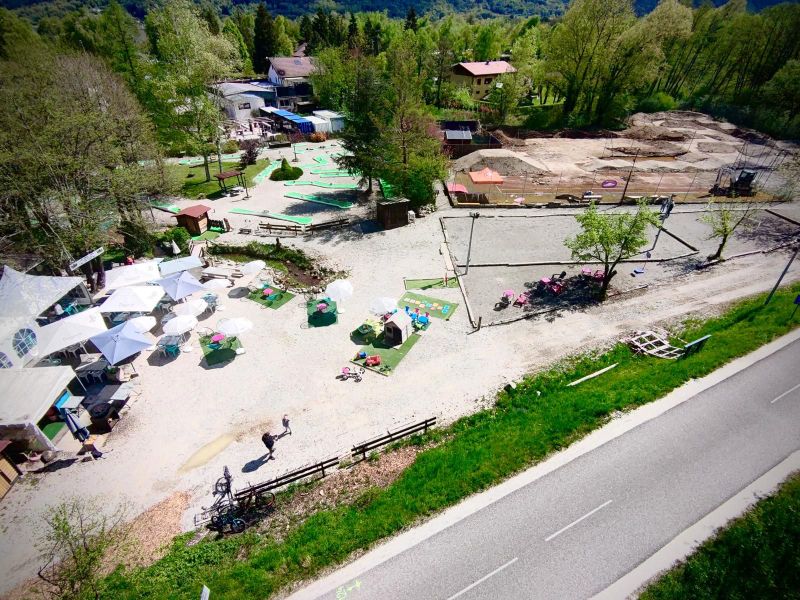 Location de vélos chez La Base Lathuile
