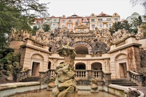 Promenade de découverte autoguidée de Prague cachée à Vršovice, Vinohrady et Žižkov