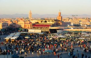 Visite guidée de la ville de Marrakech avec la place Jemaa El-Fna et le repas le midi
