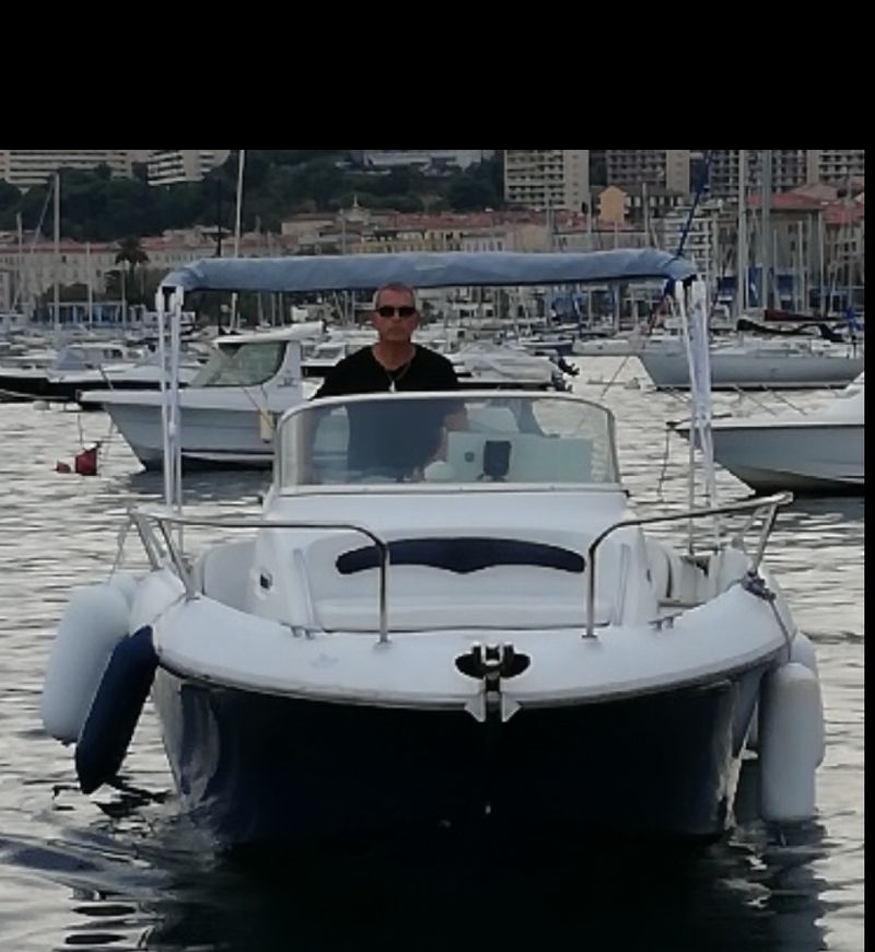 Bénéteau Flyer 650 WA (Motorboat)