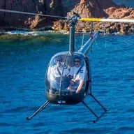 Vol d'Initiation au Pilotage d'Hélicoptère à Cannes