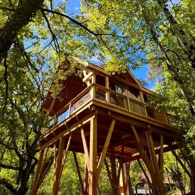 Cabane de Luxe sur Pilotis avec Spa privatif près de Montauban