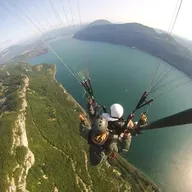 Baptême en Parapente près d'Aix-les-bains - Survol Lac du Bourget