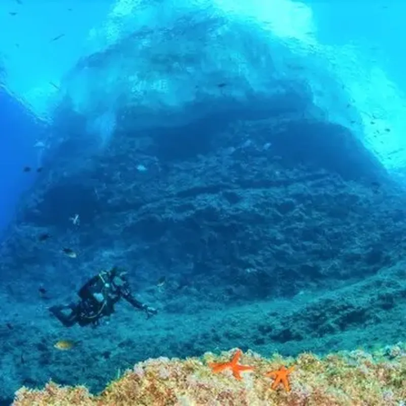 Baptême de plongée dans les Calanques de Marseille