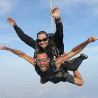 Saut en Parachute Tandem près de Perpignan