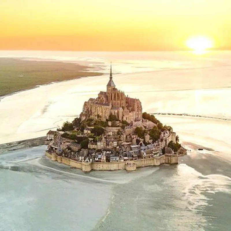 Baptême en Hélicoptère à Dinard - Baie du Mont-Saint-Michel