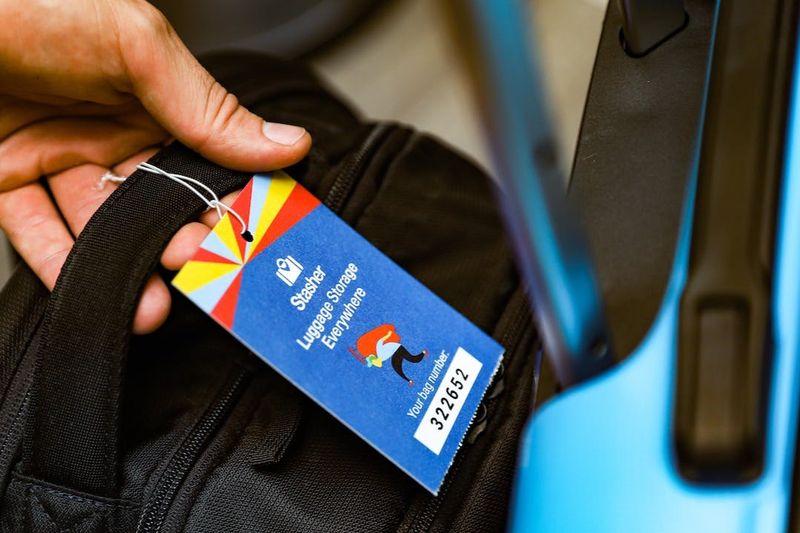 Londres : Stockage des bagages à la gare de Paddington