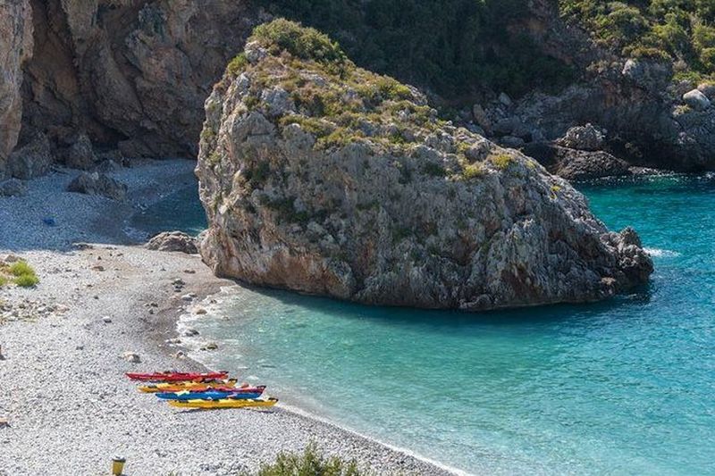 Billet Kayak au pied du mont Taygète
