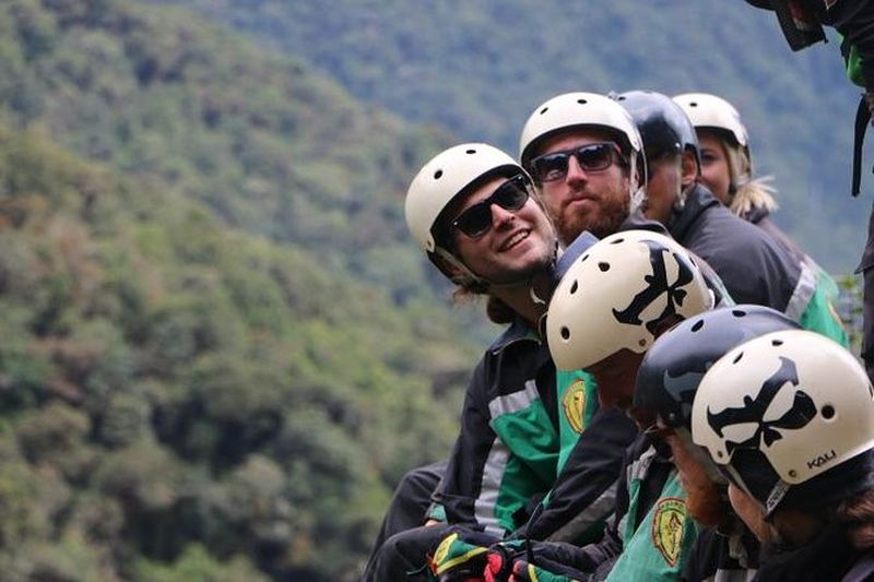 Billet La route la plus dangereuse au monde - La route de la mort de Barracuda Biking