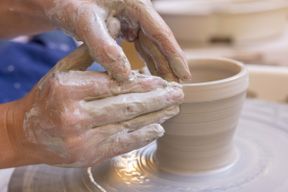 Atelier - Initiez-vous au tournage de céramique
